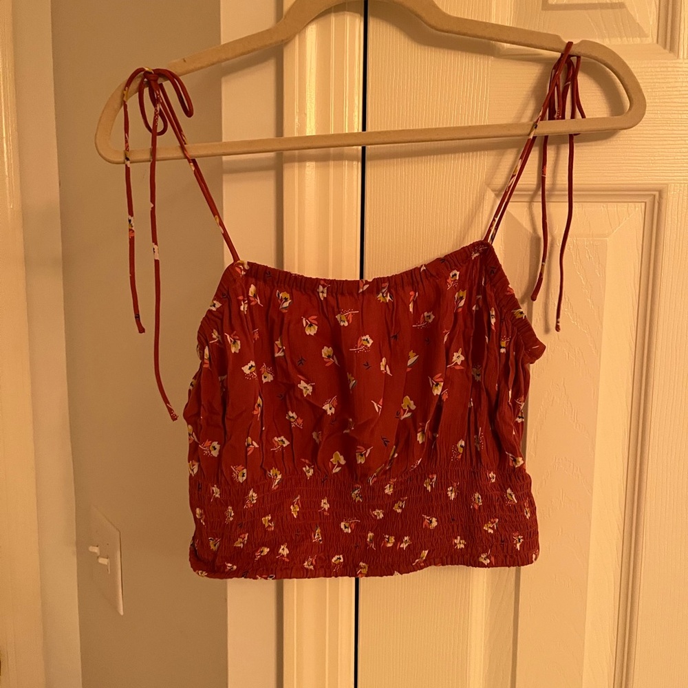 ONEIL RED CROP TOP